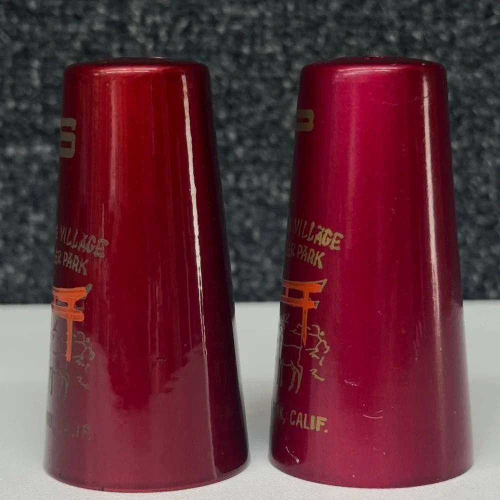 Vintage Japanese Village‎ and Deer Park Buena Park CA Salt Pepper Shakers Red